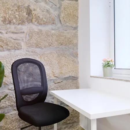 Сasa de vacaciones Sunny House With Patio, Walk To Attractions Vila Nova de Gaia